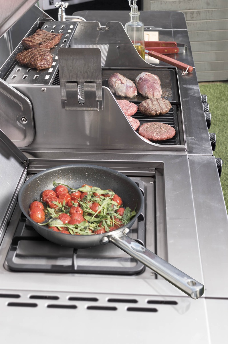 Mäso a zelenina na plynovom grile G21 Arizona, BBQ Premium Line 6